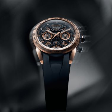 Montre TAG Heuer Carrera Chronographe Extreme Sport Or Rose automatique cadran squelette bracelet caoutchouc noir 44 mm