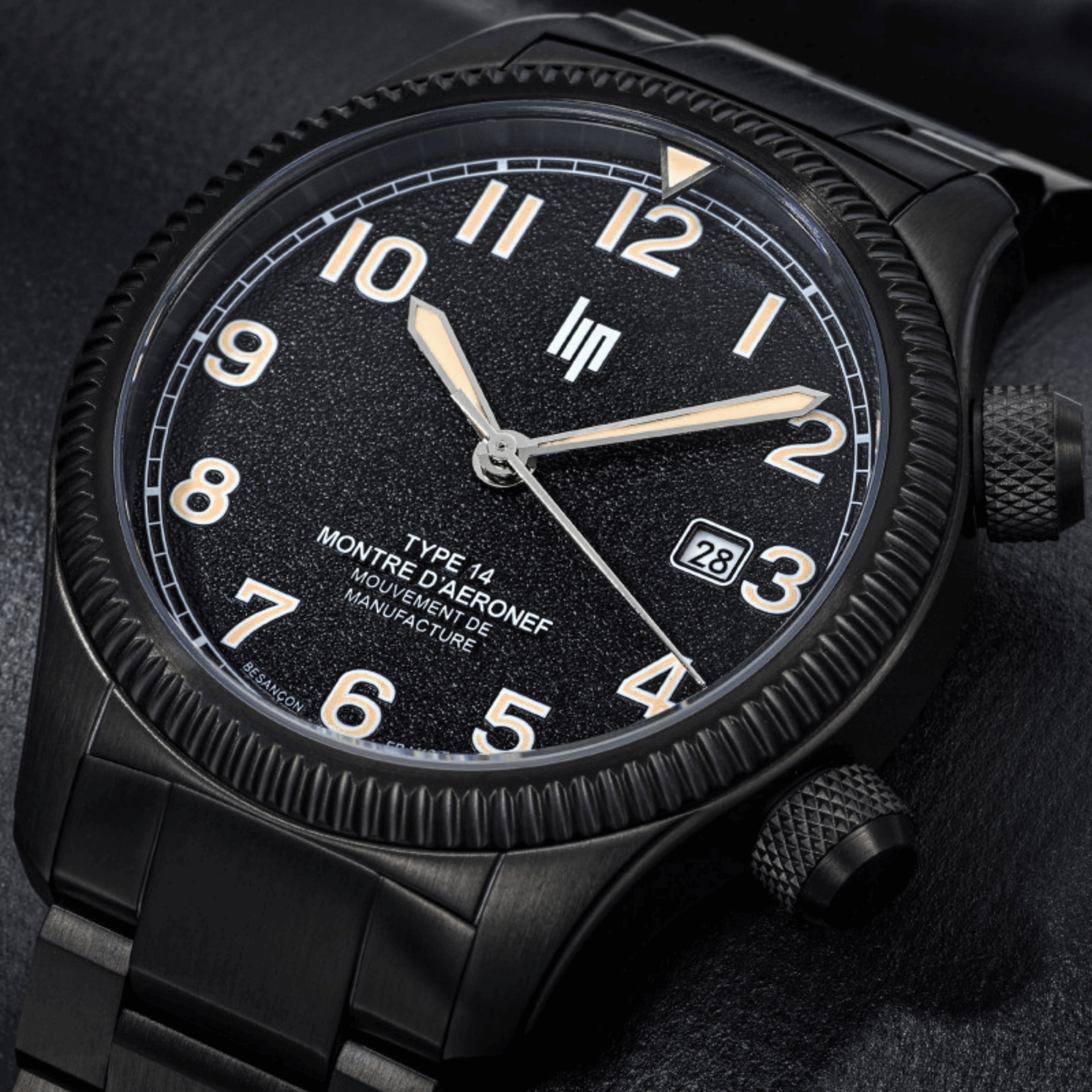 Montre LIP Type 14 Automatique Manufacture R26 PVD Noir cadran noir bracelet acier 41 mm