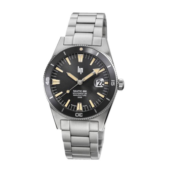 LIP Nautic 666 Automatic Manufacture R26 black dial steel bracelet 39 mm