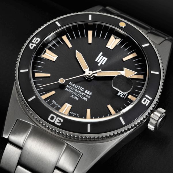 LIP Nautic 666 Automatic Manufacture R26 black dial steel bracelet 39 mm