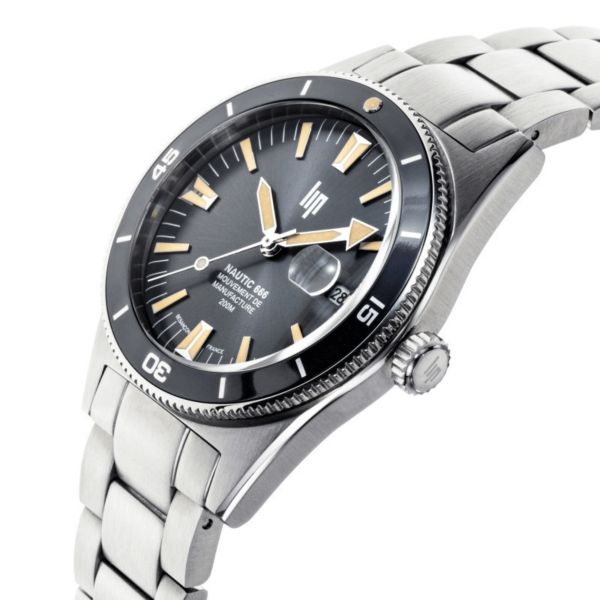 LIP Nautic 666 Automatic Manufacture R26 black dial steel bracelet 39 mm