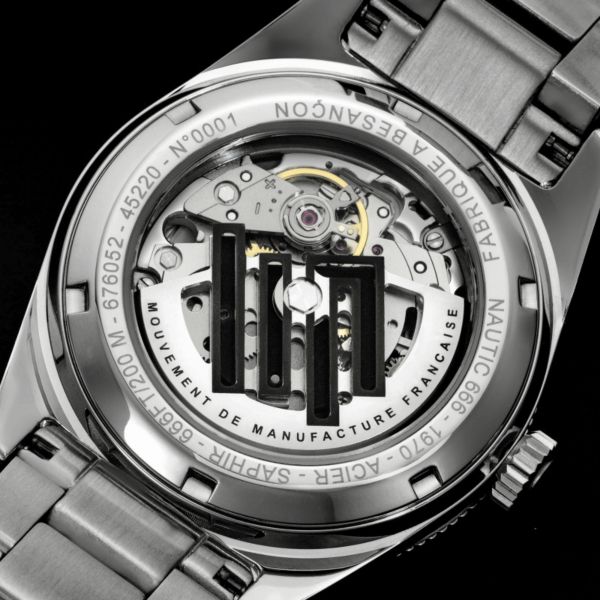 Montre LIP Nautic 666 Automatique Manufacture R26 cadran bleu bracelet acier 39 mm