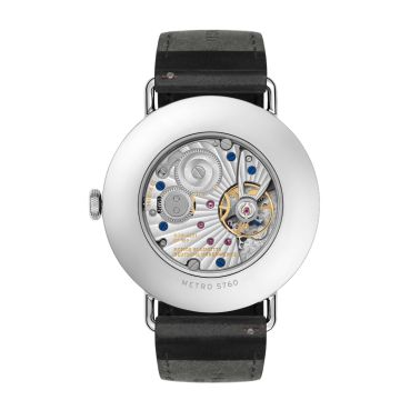 NOMOS Metro 38 Date hand-wound white dial black leather strap 38,5 mm