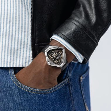 Montre Hamilton Ventura Edge Skeleton Automatique cadran noir bracelet caoutchouc noir 51 x 47 mm