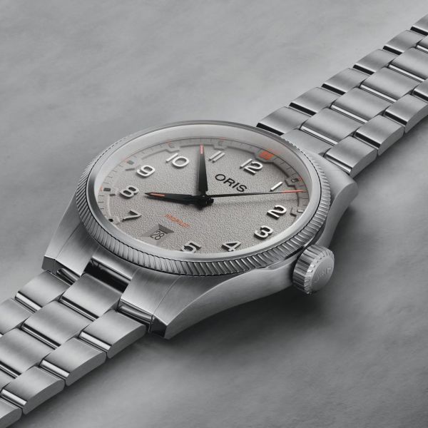 Montre Oris Aviation Propilot Date automatique cadran gris bracelet acier 41 mm