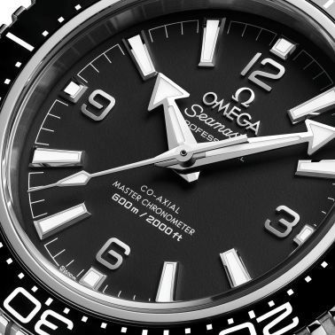 Omega Seamaster Planet Ocean 600m black bezel black dial rubber strap 42 mm