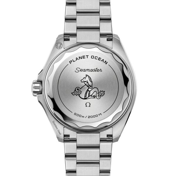 Montre Omega Seamaster Planet Ocean 600m lunette bleue cadran noir bracelet acier 42 mm