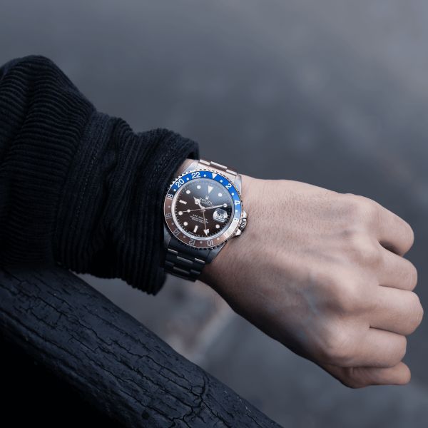 Montre Rolex GMT-Master 16700 "Pepsi Faded" automatique 40 mm Full Set circa 1996