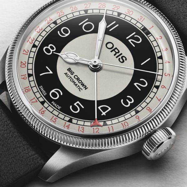 Oris Big Crown Pointer Date “Bullseye” automatic leather strap 38 mm