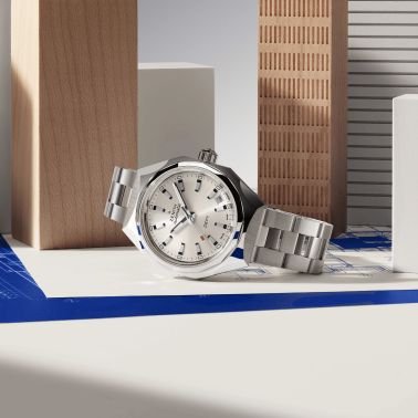 Montre Zenith Defy Revival A3643 automatique cadran argenté bracelet acier 37 mm