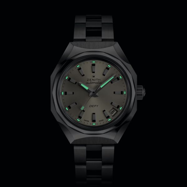 Montre Zenith Defy Revival A3643 automatique cadran argenté bracelet acier 37 mm