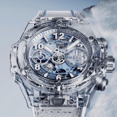Montre Hublot Big Bang Unico Winter Sapphire automatique cadran squelette bracelet caoutchouc 42 mm