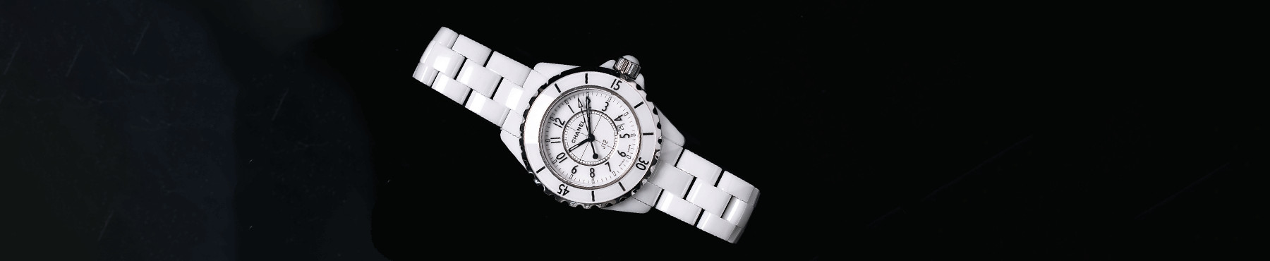 Vintage and pre-owned watches for women