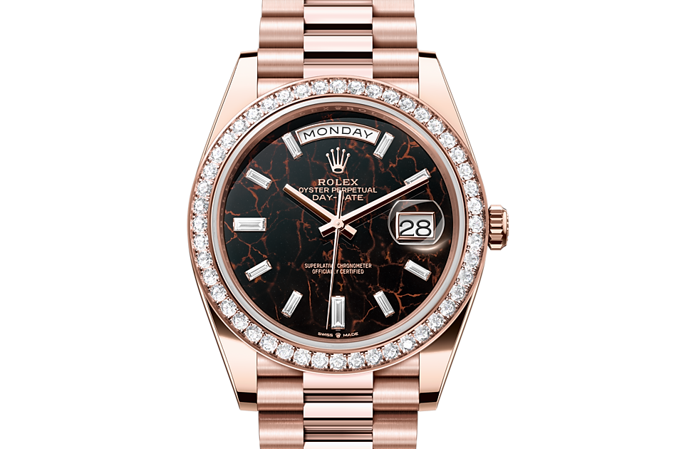 Rolex - DAY-DATE - Oyster, 40 mm, Everose gold and diamonds