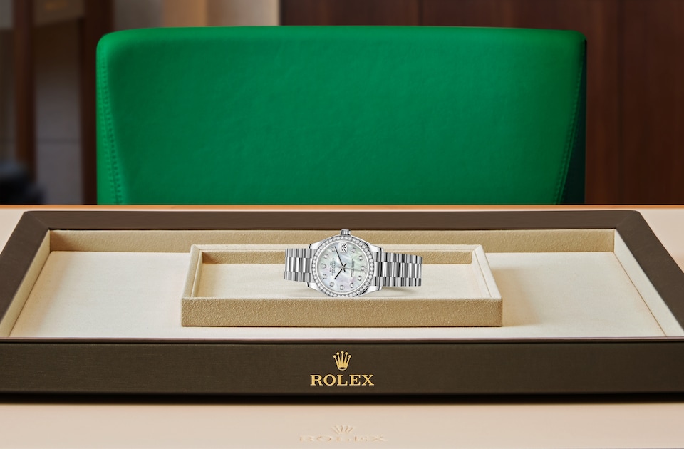 Rolex - DATEJUST - Oyster, 31 mm, or gris et diamants