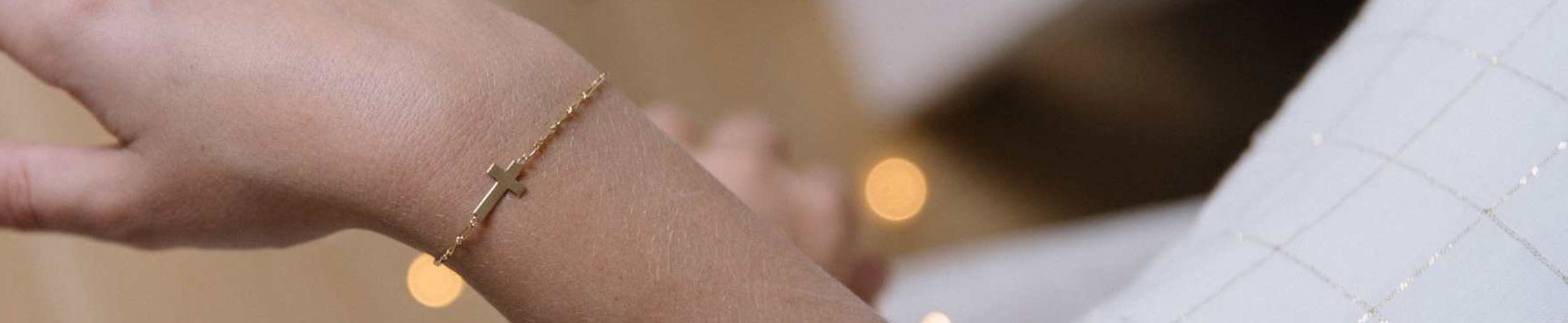 Gourmettes et bracelets