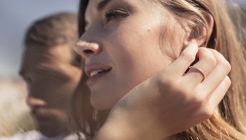 Connaitre son tour de doigt en deux clics grâce à notre baguier en ligne 